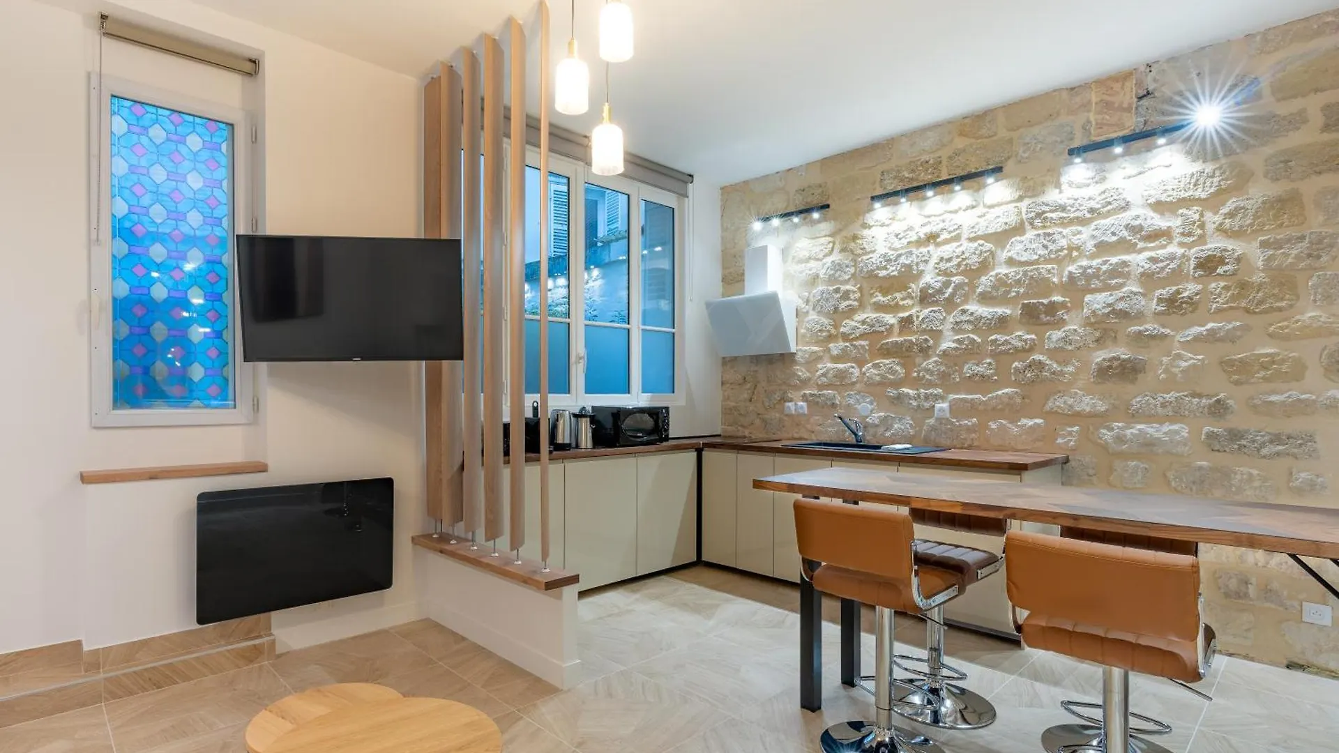New Gorgeous Flat-central Area Apartment Paris